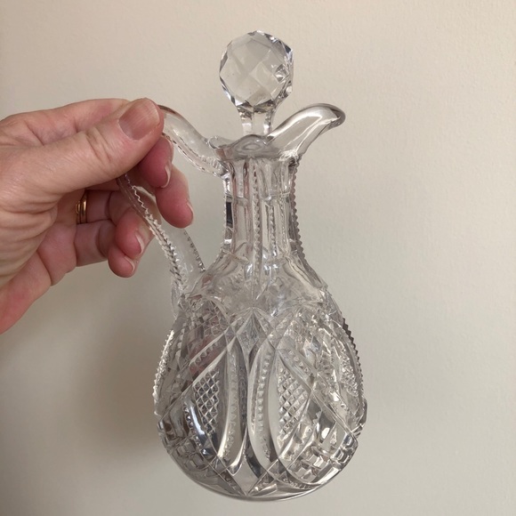 ANTIQUE CUT GLASS CRUET with STOPPER - Picture 2 of 8